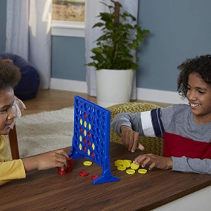 Hasbro Gaming CONNECT 4 - Classic four in a row game - Board Games and Toys for Kids, boys, girls - Ages 6+ - Image 3
