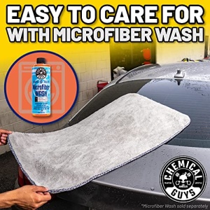 Chemical Guys MIC1995 Gray Woolly Mammoth Microfiber Dryer Towel (36" x 25") - Image 3