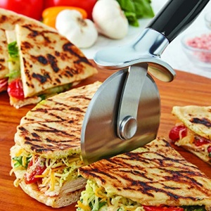 KitchenAid Classic Pizza Wheel, 9-Inch, Black - Image 3