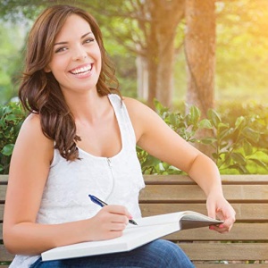 PILOT G2 Premium Refillable & Retractable Rolling Ball Gel Pens, Fine Point, Blue Ink, 12 Count (31021) - Image 3